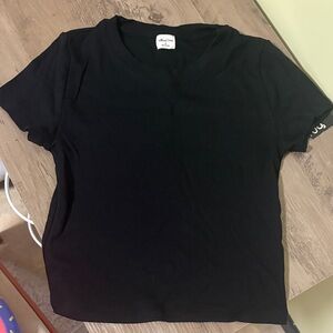 Artizia Wilfred Black Short Sleeve Tee